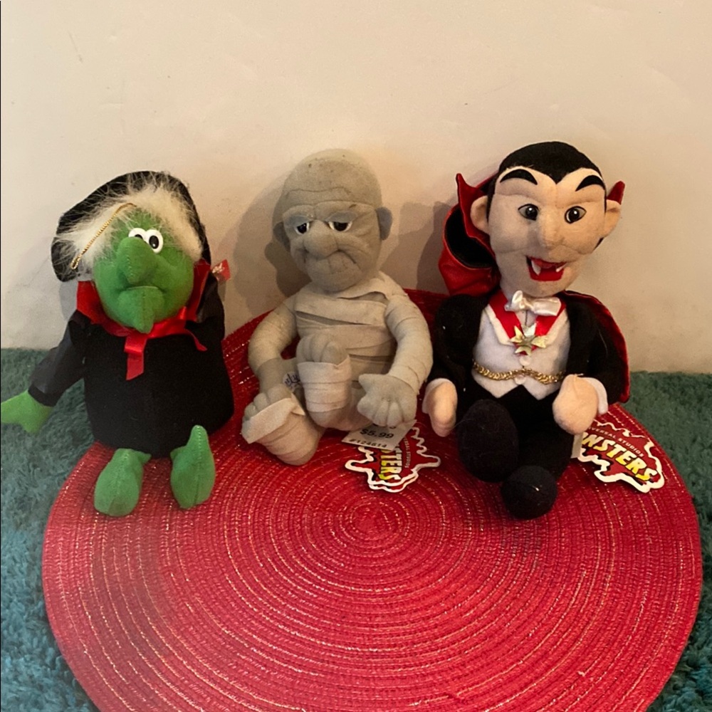 NWT & Vintage Stuffins Dracula, Mummy & Witch